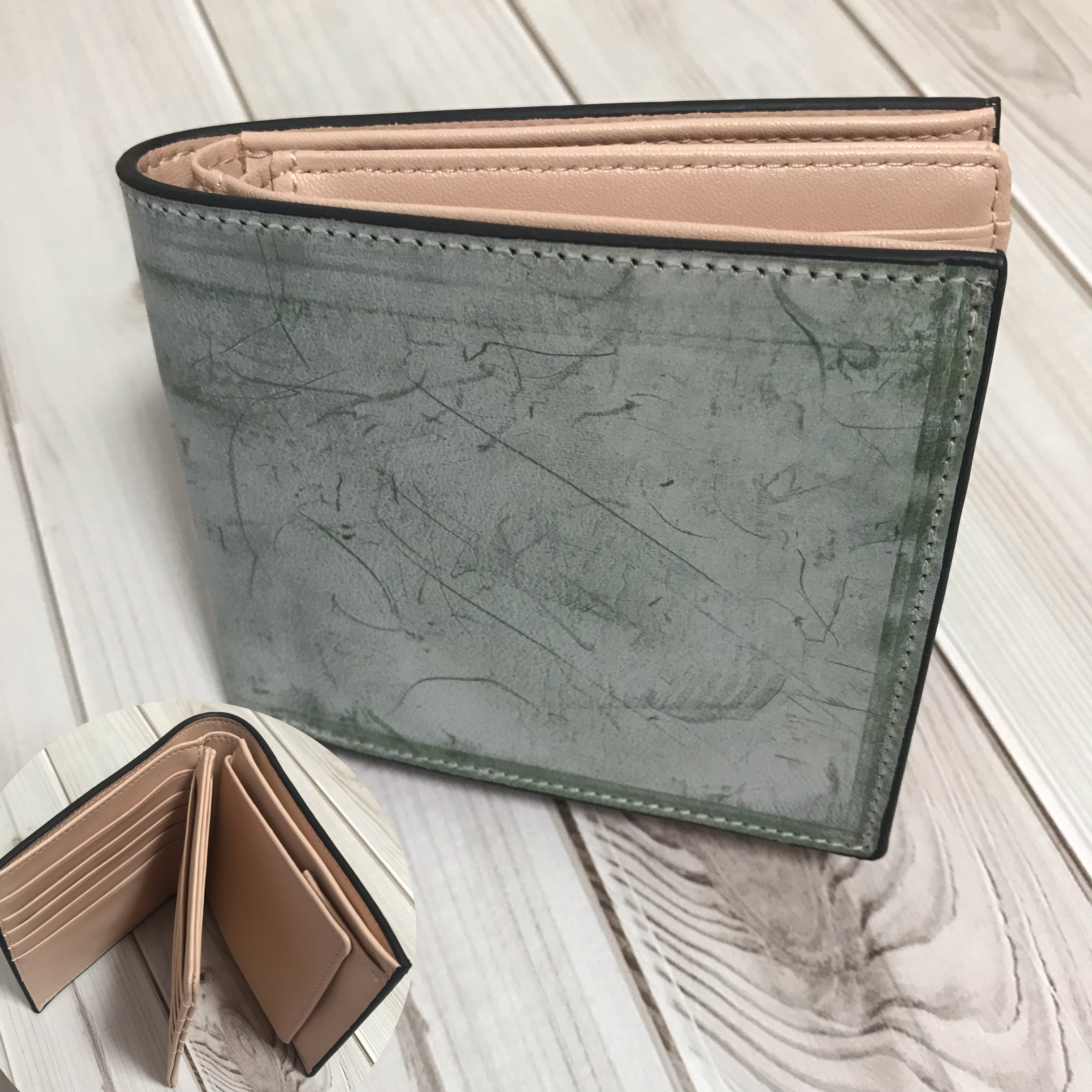 新作品　緑　グリーン　ブライドレザー ヌメ革　本革 メンズ 二つ折り財布 小銭入れあり コンパクト