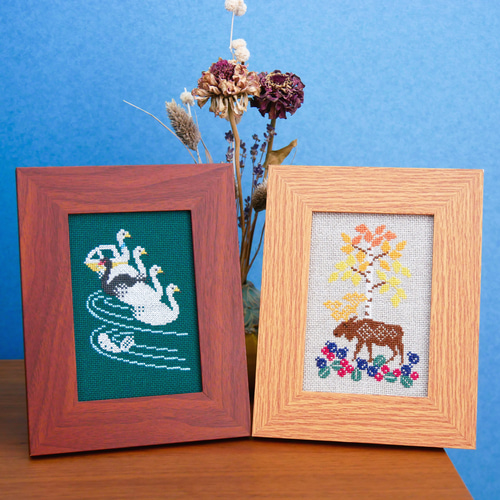 * vintage picture ❀ 北欧の森 刺しゅう絵 フレーム vintage picture ❀ 北欧の森 刺しゅう絵 フレーム vintage picture