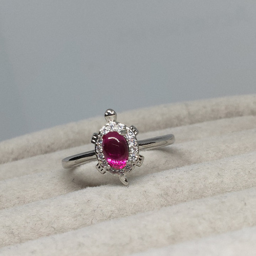 送料込 長寿 カメさん 亀 綺麗 7月誕生石 ルビー 指輪 リング 天然石