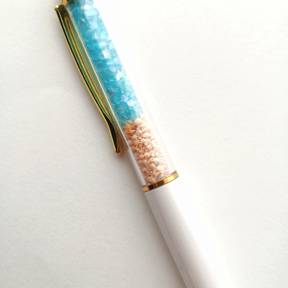 NEW【海色ガラスカレットと星の砂のボールペン〜ターコイズブルー〜】　海　海ボールペン　ボールペン　キラキラ　星砂 5枚目の画像