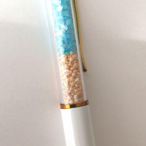 NEW【海色ガラスカレットと星の砂のボールペン〜ターコイズブルー〜】　海　海ボールペン　ボールペン　キラキラ　星砂 6枚目の画像
