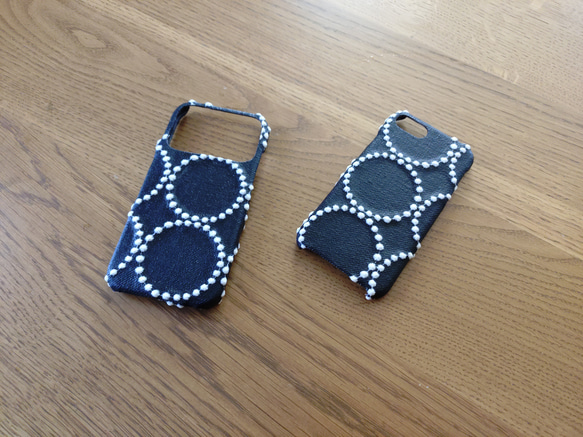 *受注製作*ミナペルホネン*タンバリン ネイビー×ホワイト mina perhonen*iPhoneケース 1枚目の画像