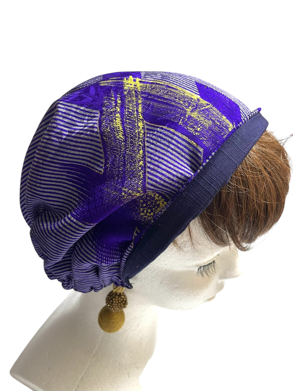 送料無料 着物 リメイク 木綿 藍染 ろうけつ染め 正絹 キャップターバン リバーシブル ハンドメイド 5枚目の画像