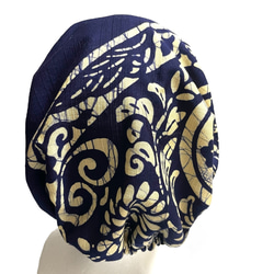 送料無料 着物 リメイク 木綿 藍染 ろうけつ染め 正絹 キャップターバン リバーシブル ハンドメイド 3枚目の画像