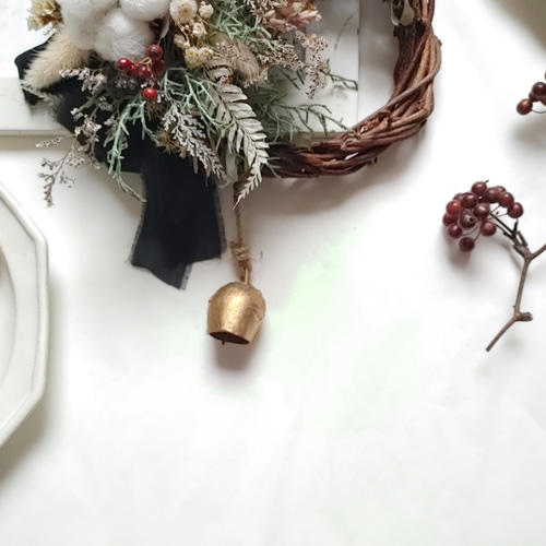 ベルが鳴る ドライフラワーの ウインターリース クリスマス2025 冬飾り