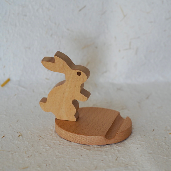 スマホ立て 天然木のうさぎスマホスタンド タブレットスタンド 17枚目の画像