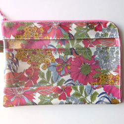 仕切り付きＡ5　L字ファスナー　クリアポーチ　アンジェリカガーラ　リバティラミ　♡大胆な大花 3枚目の画像