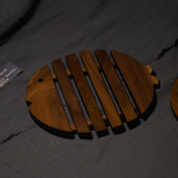 天然木の魚モチーフ 鍋敷き コースター 7枚目の画像