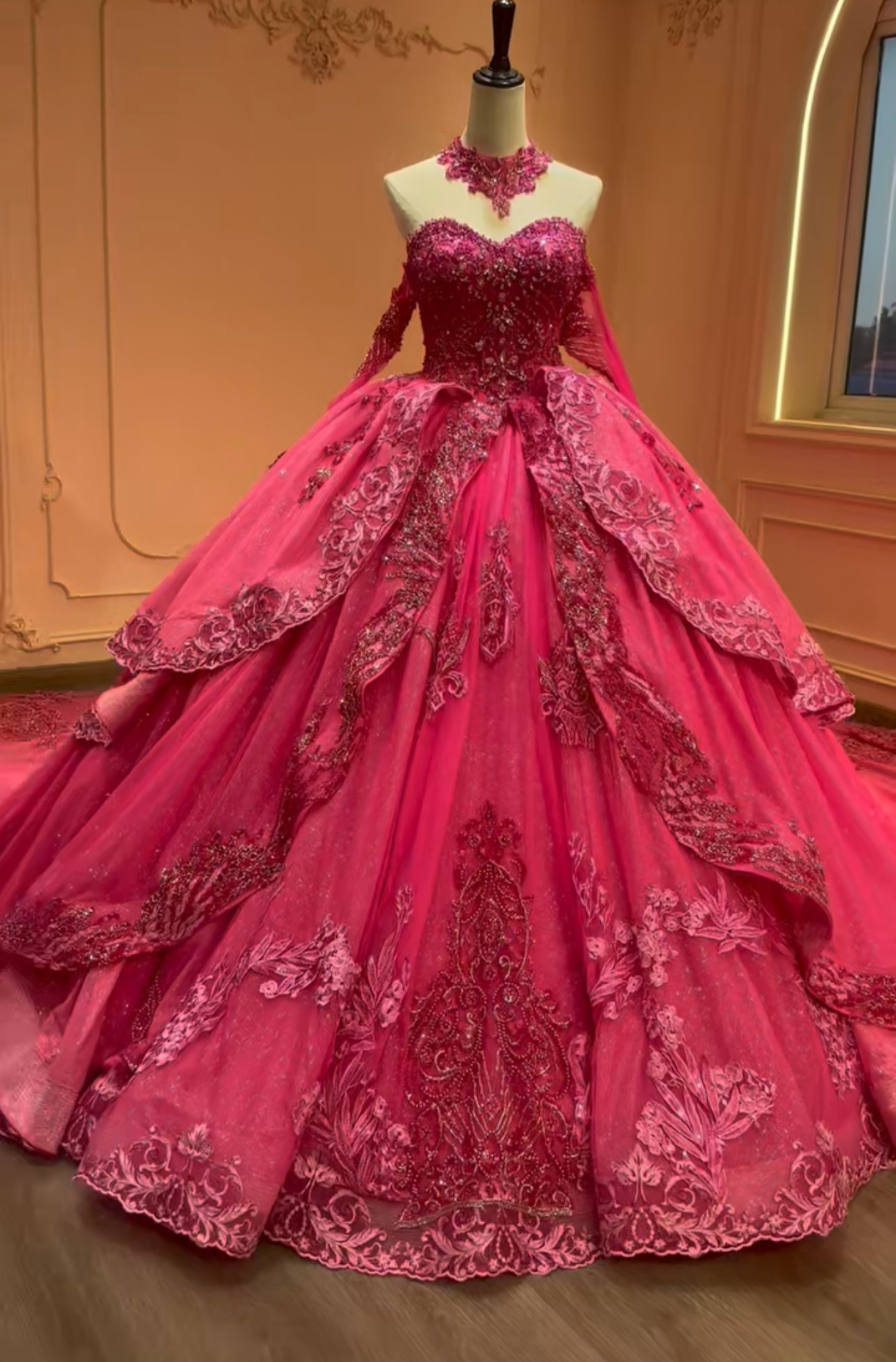 高品質保証　ピンク　オフショルダー　新作　カラードレス　前撮り　衣装ステージ魅惑の刺繍　Princessお姫様ボリューム