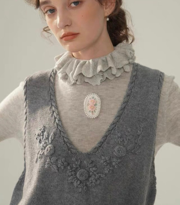 4色 フラワー刺繍 カシミヤウールベスト【春秋冬】赤・グレー・ベージュ 8枚目の画像