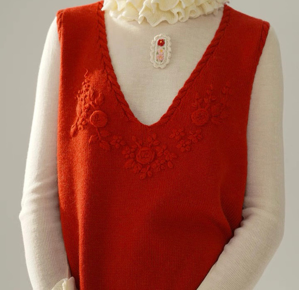 4色 フラワー刺繍 カシミヤウールベスト【春秋冬】赤・グレー・ベージュ 7枚目の画像