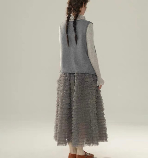 4色 フラワー刺繍 カシミヤウールベスト【春秋冬】赤・グレー・ベージュ 11枚目の画像