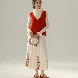 4色 フラワー刺繍 カシミヤウールベスト【春秋冬】赤・グレー・ベージュ 5枚目の画像