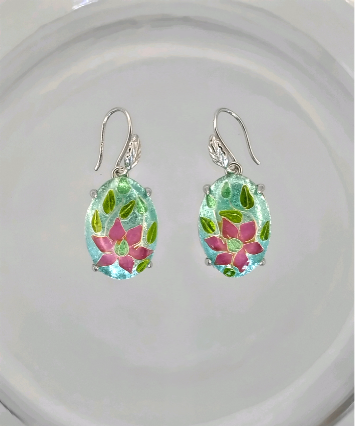 SV製 七宝焼 ピアス「庭園のクレマチスさん(ピンク)」