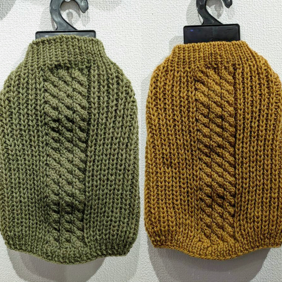 犬服♪細目の毛糸でざっくり！裾ラウンド型アラン模様の手編みセーター(小型犬M～LL) 1枚目の画像