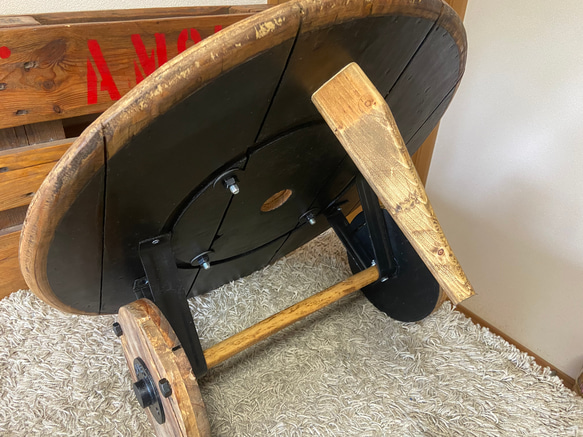 トロリーテーブル 3枚目の画像