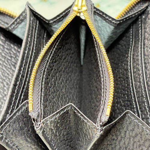 シールスキン（海豹革：ブラック） firebird【Calm compact】ラウンド