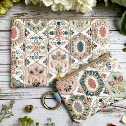 インド刺繍生地のポーチセット アイボリー＜ホリデーボックス2025