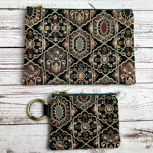 コロ様 インド刺繍生地 ポーチ ハンドメイド コロ様 インド刺繍生地