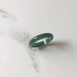 [R28-037］ ジェイド　JADE ヒスイ　本翡翠　くりぬき　リング　天然石　一点物　グアテマラ産　13号　指輪 2枚目の画像