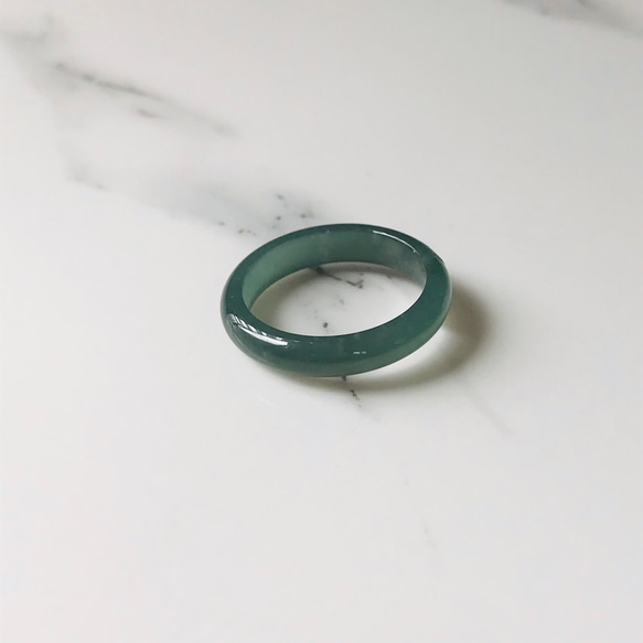 [R28-037］ ジェイド　JADE ヒスイ　本翡翠　くりぬき　リング　天然石　一点物　グアテマラ産　13号　指輪 3枚目の画像
