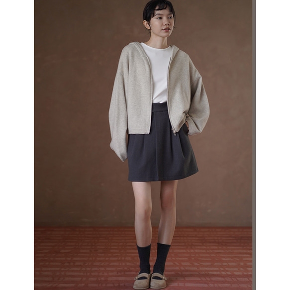 しなやかなニットパーカー。ふんわりとした着やせシルエットで、温もりとスタイルを両立。フード付きニットジャケット#780 14枚目の画像