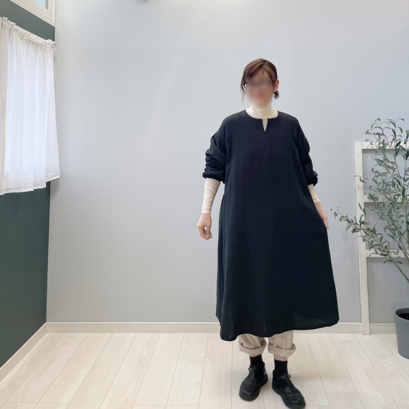 ひよりワンピース。ダブルガーゼ。ブラック。身幅・袖幅たっぷりで着やすいタイプ。【即納】 2枚目の画像