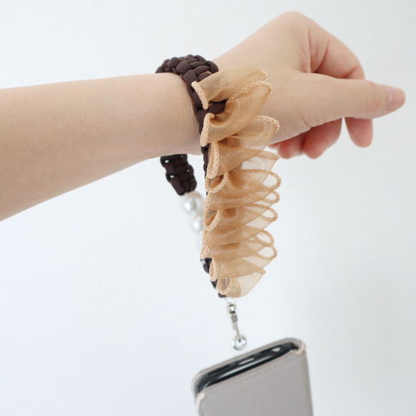 ＼バッグチャームにも◎／ チュールリボン パール付きハンドストラップ 11枚目の画像