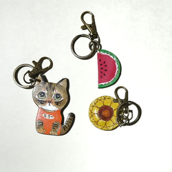 同梱＠780円】No.945 レジン ヘアゴム キーホルダー ピンバッジ ねこ