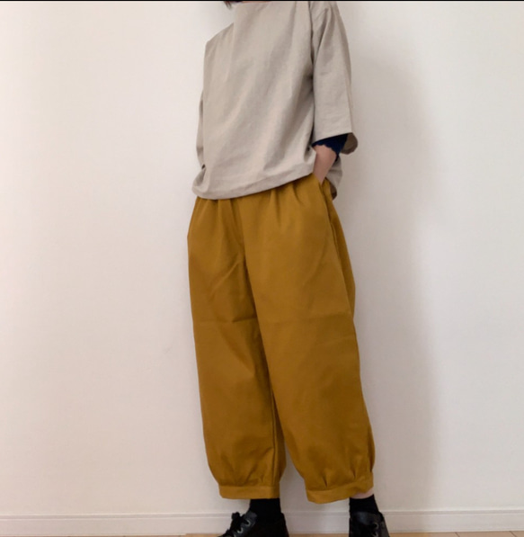 □再販★毎年大人気❗️秋冬用カツラギ生地カフスバルーンパンツ　5色★丈調節可能　受注製作　楽ちんパンツウエストゴム 9枚目の画像