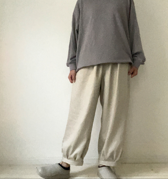 □再販★毎年大人気❗️秋冬用カツラギ生地カフスバルーンパンツ　5色★丈調節可能　受注製作　楽ちんパンツウエストゴム 13枚目の画像