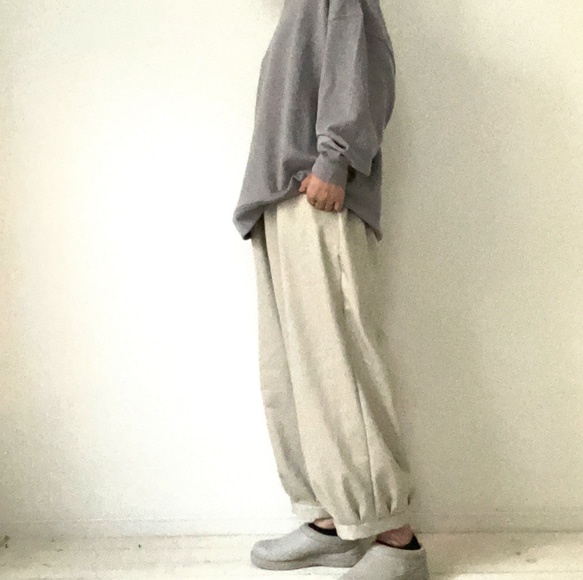 □再販★毎年大人気❗️秋冬用カツラギ生地カフスバルーンパンツ　5色★丈調節可能　受注製作　楽ちんパンツウエストゴム 14枚目の画像