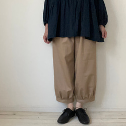 □再販★毎年大人気❗️秋冬用カツラギ生地カフスバルーンパンツ　5色★丈調節可能　受注製作　楽ちんパンツウエストゴム 3枚目の画像