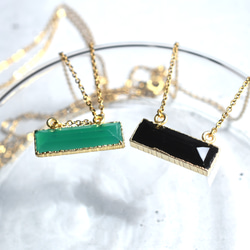 秋の新作【選べる・数量限定】個性派　レクタングル　オニキス　ブラック/グリーン　サージカルステンレスネックレス 7枚目の画像