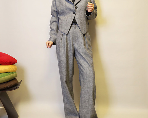 今なら即納♪お得♪斜文織りセットアップ普段〜式にもフォーマル卒業