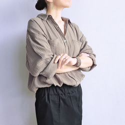 ガーゼオーバーシルエットシャツ（サンドカーキ） 6枚目の画像