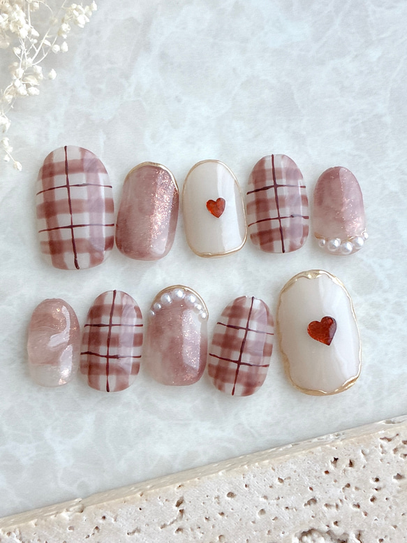 マロンブラウンのチェックネイル 推しネイル ウェディング チェック