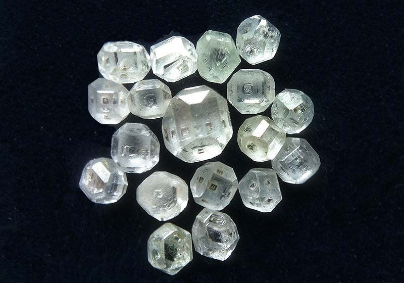 1.0カラット、カラーD、無色、ファンシーエクセレントカット、ラボグロウンダイヤモンド、VVS2クラリティ、IGI認定