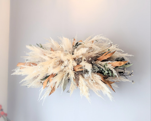 パンパスグラスの横長壁掛けスワッグ スワッグ mamemona 通販 19910015