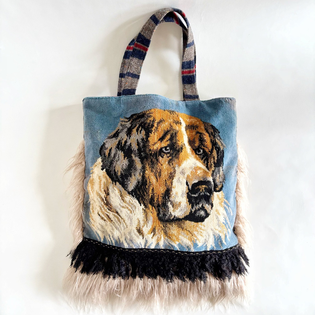 "upcycle" vintage  bag  (dog)