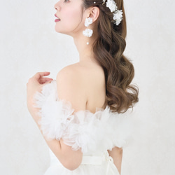 ME291 花嫁ピアス大ぶりホワイトフラワー ブライダルイヤリング　ウェディングイヤリング ウェディングピアス 結婚 5枚目の画像