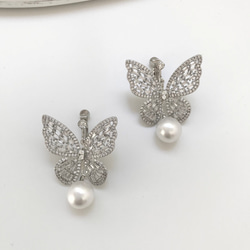 ME293 ブライダルピアス  蝶々 大ぶり　揺れる ブライダルイヤリング　ウェディングイヤリング  　　 6枚目の画像