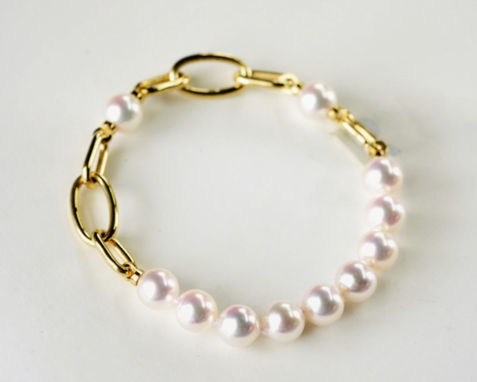 【ルミナ】7-7.5mm 日本製アコヤ天然海水真珠ブレスレット 18Kゴールド - 繊細な光沢とエレガントでスタイリッシュなジュ