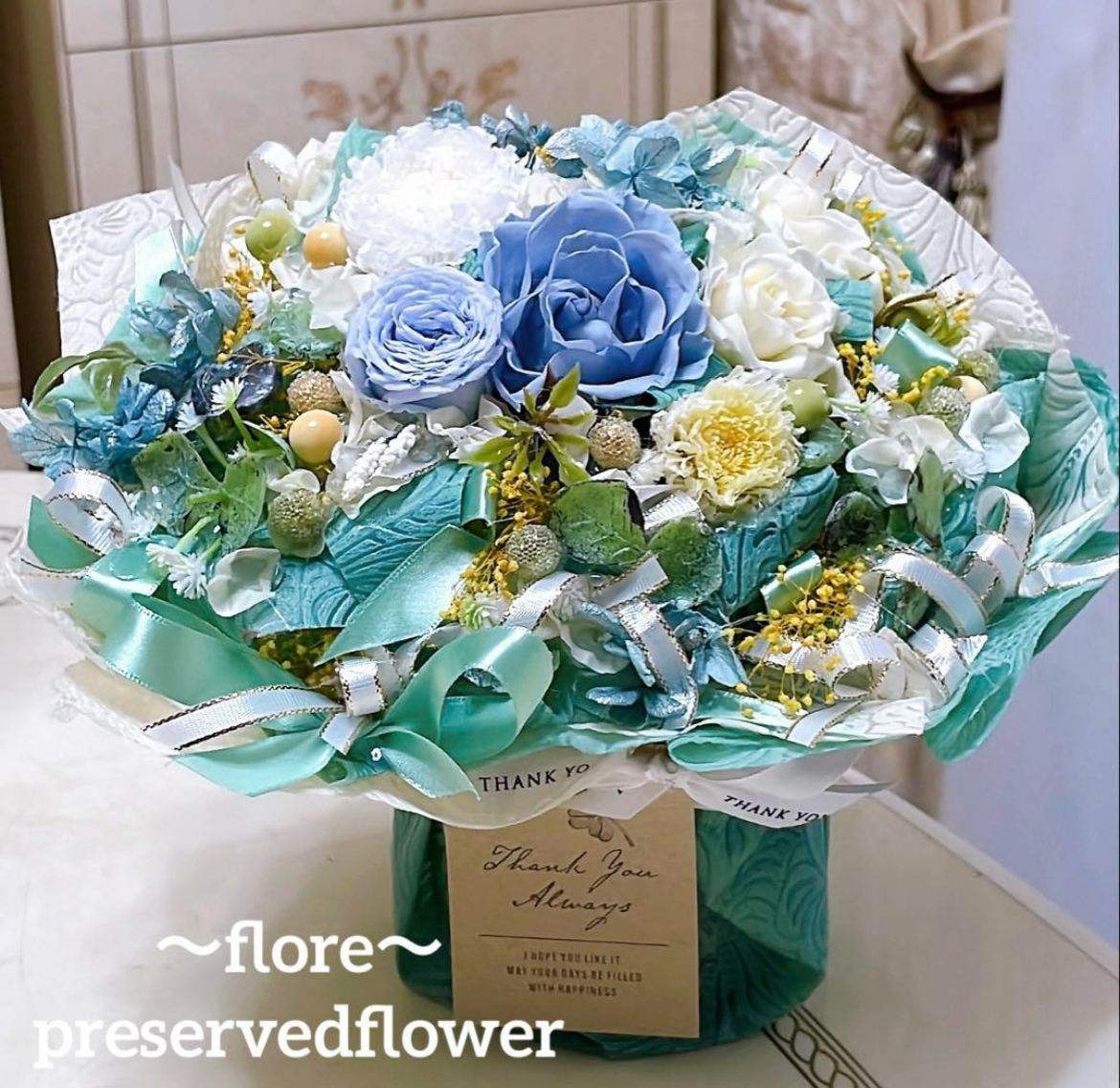 【送料無料、ラッピング込み】✨大人気✨バラミックスプリザーブドフラワーアレンジ✨ラッピングのまま飾れますよ✨