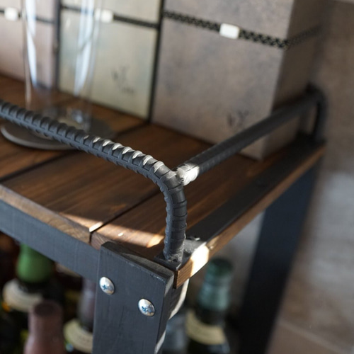 宮崎の桧香るウイスキーラック 棚 鉄×木製アイアンラック／おうちバー