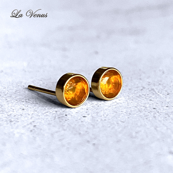 ✴︎つけっぱなしOK✴︎ 天然 ファイアオパール ベゼルピアス 4mm 宝石質AAA 316 片耳用 10月誕生石 6枚目の画像