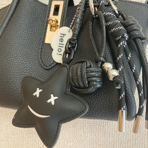 クロワッサン パラコード じゃらじゃら バッグチャーム じゃらじゃらキーホルダー キーチャーム バッグチャーム パラコード 白