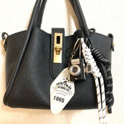 じゃらじゃらキーホルダー キーチャーム アウトドア 黒 カメラ