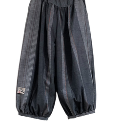 送料無料 着物 リメイク 紬 縞 正絹切替 もんぺバルーンパンツ ハンドメイド 1枚目の画像