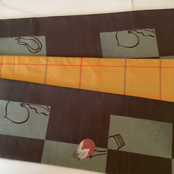 【新品】半幅帯　正絹本番大島とポリエステルちりめんリバーシブル　 繋ぎ目のない半幅帯　　オリジナル 3枚目の画像